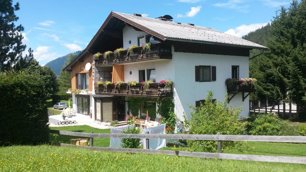 Appartementhaus Theresia Bad Mitterndorf Esterno foto